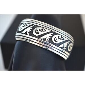 Thomas & Rose Singer Navajo Sterling 37g Petroglyph Cuff Bracelet